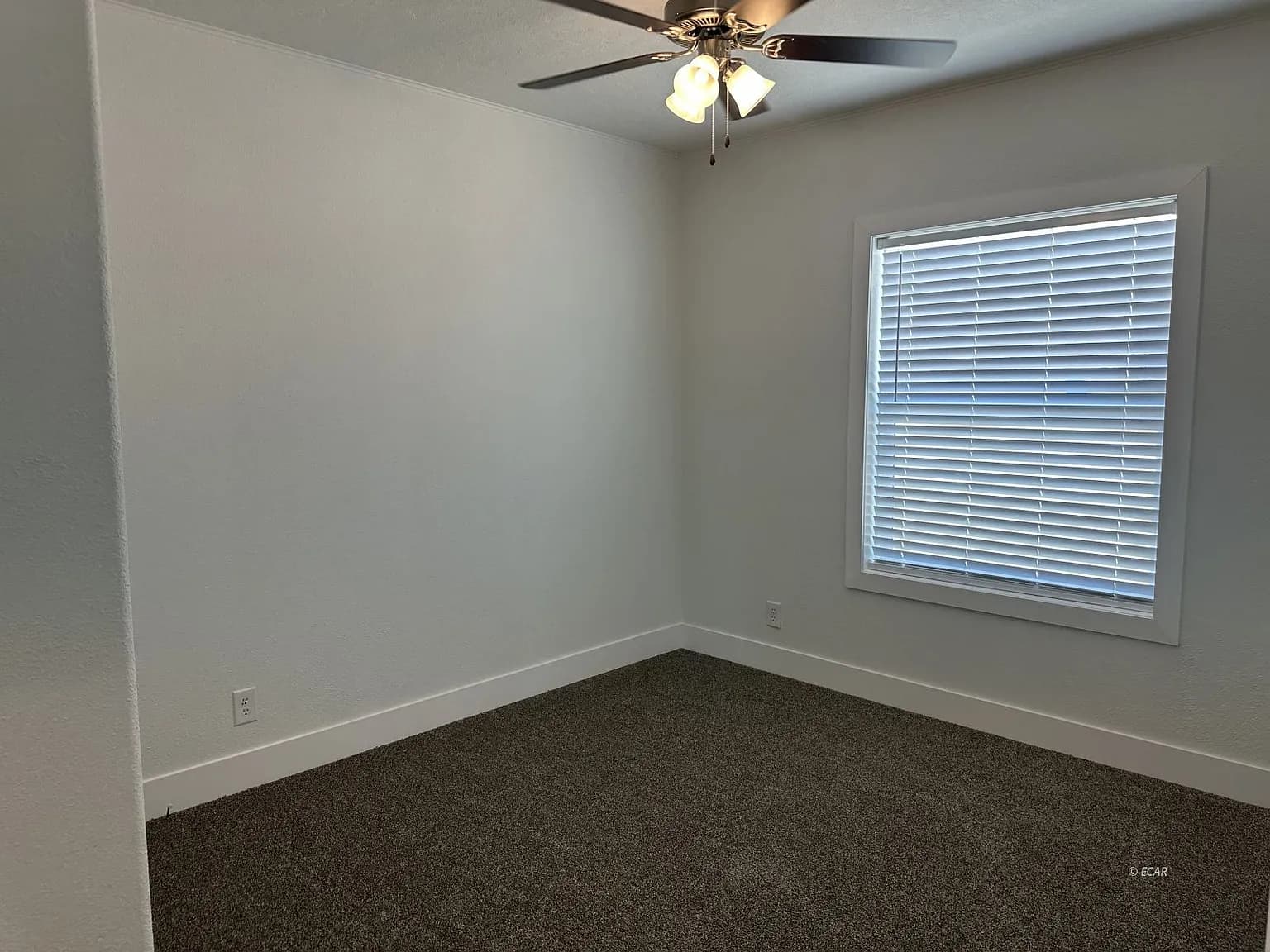 Dreamworks dw-4603f / 4433 nez perce st, elko, nv 89801 interior home features