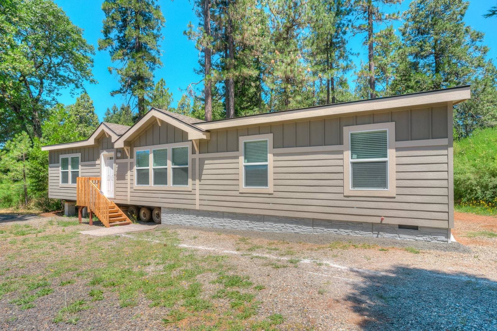 Hidden valley hv4623m exterior and hero home features