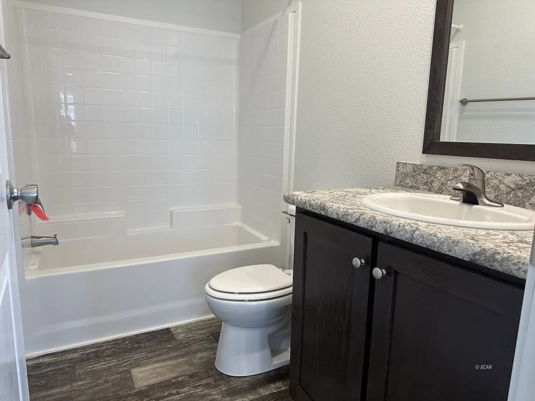 Dreamworks dw-4603f / 4433 nez perce st, elko, nv 89801 bathroom home features