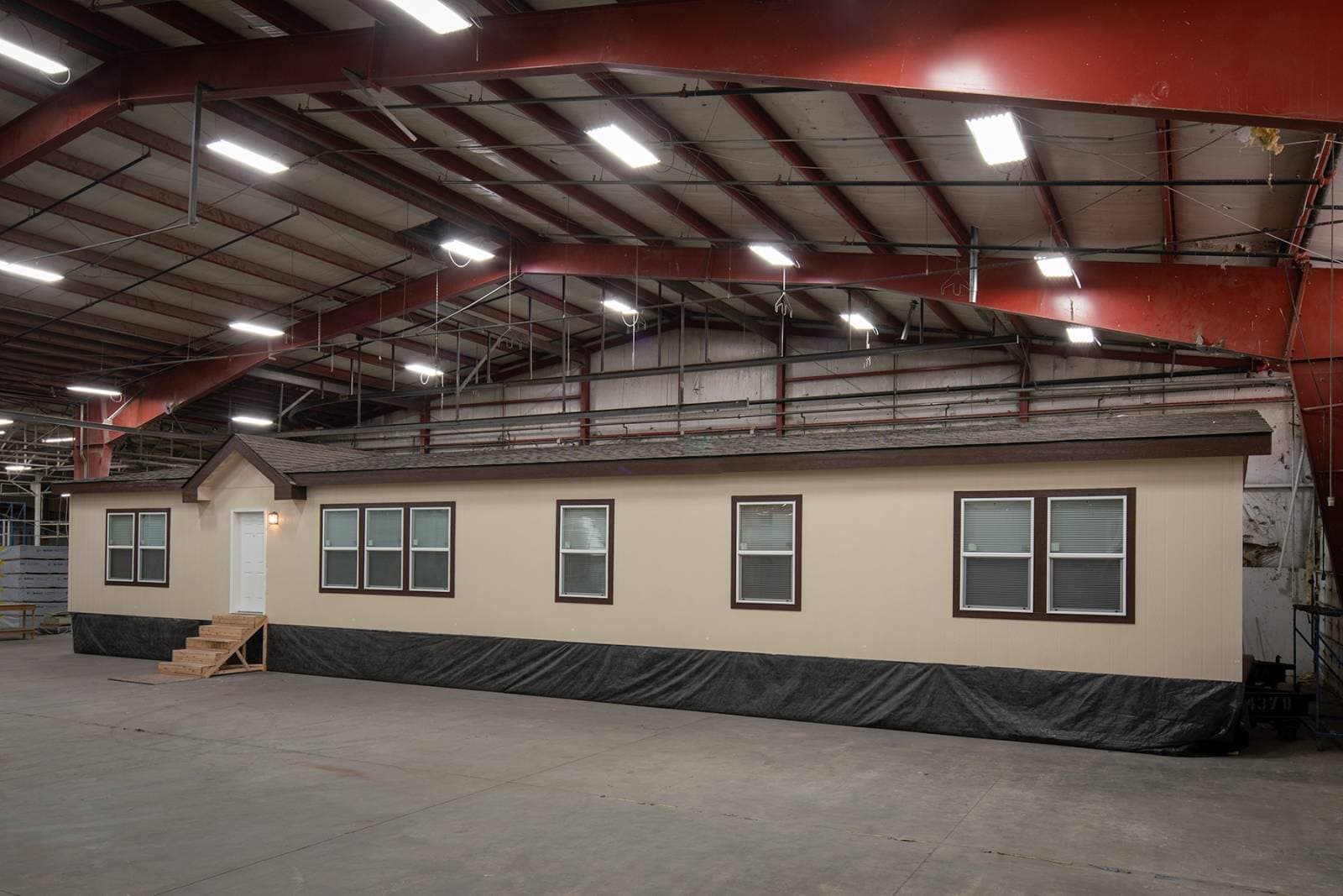 Hidden valley hv4764m exterior and hero home features