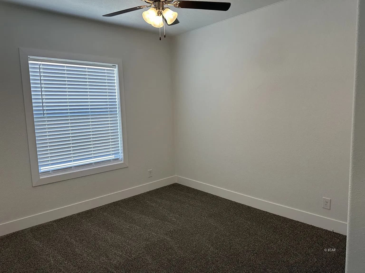Dreamworks dw-4603f / 4433 nez perce st, elko, nv 89801 interior home features
